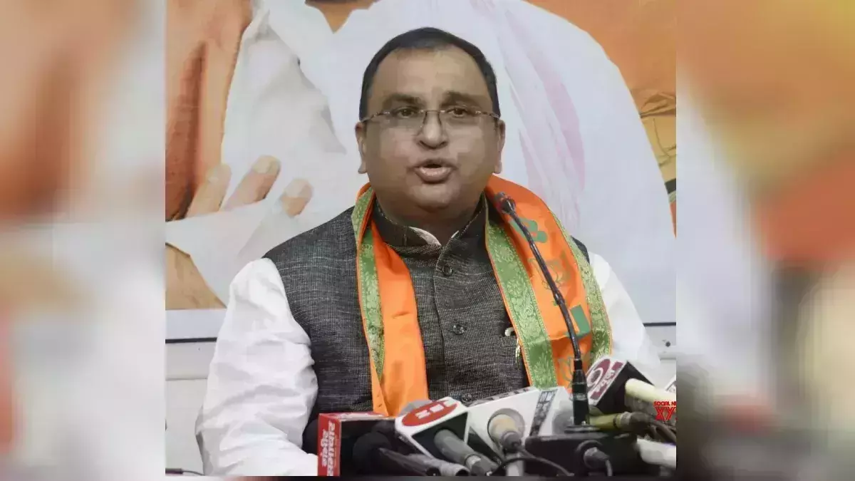 ഇന്ത്യാ ഗേറ്റിന്റെ പേര് ഭാരത് മാത ദ്വാര്‍ എന്നാക്കി മാറ്റണം; ആവശ്യവുമായി ബിജെപി ന്യൂനപക്ഷ മോര്‍ച്ച ദേശീയ പ്രസിഡന്റ്; പ്രധാനമന്ത്രിക്ക് കത്തയച്ചു