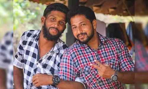 പെരിയ ഇരട്ടക്കൊലക്കേസ്: പ്രധാന പ്രതികളായ സിപിഎം നേതാക്കളുടെ ശിക്ഷ മരവിപ്പിച്ചു പെരിയ ഇരട്ടക്കൊലക്കേസ്: പ്രധാന പ്രതികളായ സിപിഎം നേതാക്കളുടെ ശിക്ഷ മരവിപ്പിച്ചു