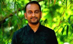 യൂത്ത് ലീഗ് നേതാവ് പി കെ ഫിറോസിന് അറസ്റ്റ് വാറന്റ്