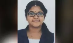 കണ്ണൂരില് 10ാം ക്ലാസ്സുകാരി കുഴഞ്ഞു വീണു മരിച്ചു കണ്ണൂരില് 10ാം ക്ലാസ്സുകാരി കുഴഞ്ഞു വീണു മരിച്ചു