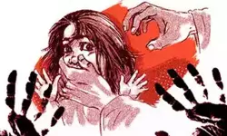 അമ്മ പുഴയില്‍ എറിഞ്ഞു കൊന്ന മൂന്നു വയസുകാരി പീഡനത്തിന് ഇരയായെന്ന് സംശയം; ബന്ധു കസ്റ്റഡിയില്‍