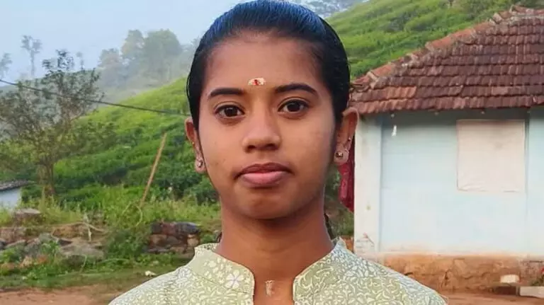 വയനാട്ടില് ബിരുദ വിദ്യാര്ഥിനി ജീവനൊടുക്കിയ നിലയില്; ഉരുള്പ്പൊട്ടല് ദുരന്തബാധിത കുടുംബാംഗം വയനാട്ടില് ബിരുദ വിദ്യാര്ഥിനി ജീവനൊടുക്കിയ നിലയില്; ഉരുള്പ്പൊട്ടല് ദുരന്തബാധിത കുടുംബാംഗം