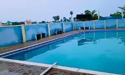 രാത്രി ഉറങ്ങാന് കിടന്ന പ്ലസ് വണ് വിദ്യാര്ത്ഥി കാക്കനാട്ട് സ്വിമ്മിങ് പൂളില് മരിച്ച നിലയില് രാത്രി ഉറങ്ങാന് കിടന്ന പ്ലസ് വണ് വിദ്യാര്ത്ഥി കാക്കനാട്ട് സ്വിമ്മിങ് പൂളില് മരിച്ച നിലയില്