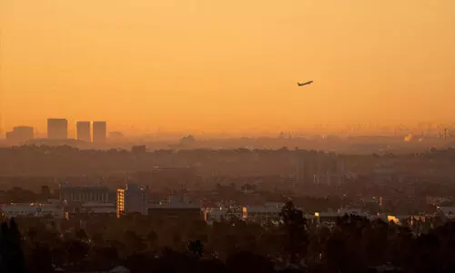 ഉഷ്ണക്കാറ്റിന്റെ വേഗം കൂടാമെന്ന് പ്രവചനം; ലോസ് എയ്ഞ്ചലസിലെ 60 ലക്ഷം പേരെ ബാധിക്കും ഉഷ്ണക്കാറ്റിന്റെ വേഗം കൂടാമെന്ന് പ്രവചനം; ലോസ് എയ്ഞ്ചലസിലെ 60 ലക്ഷം പേരെ ബാധിക്കും