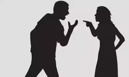 സ്ഥാനാര്‍ഥി പര്യടനത്തിനിടെ വീട്ടമ്മയോട് ലൈംഗികാതിക്രമം, ബിജെപി പ്രവര്‍ത്തകനെതിരേ പരാതി