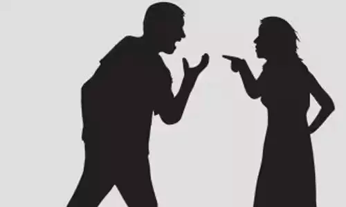 സ്ഥാനാര്‍ഥി പര്യടനത്തിനിടെ വീട്ടമ്മയോട് ലൈംഗികാതിക്രമം, ബിജെപി പ്രവര്‍ത്തകനെതിരേ പരാതി