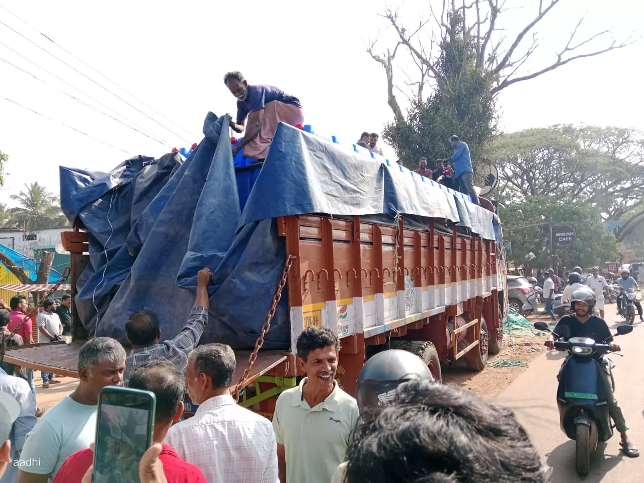 തിരൂരങ്ങാടിയില്‍ വന്‍ സ്പിരിറ്റ് വേട്ട; ഇരുപതിനായിരം ലിറ്ററിലധികം പിടികൂടി