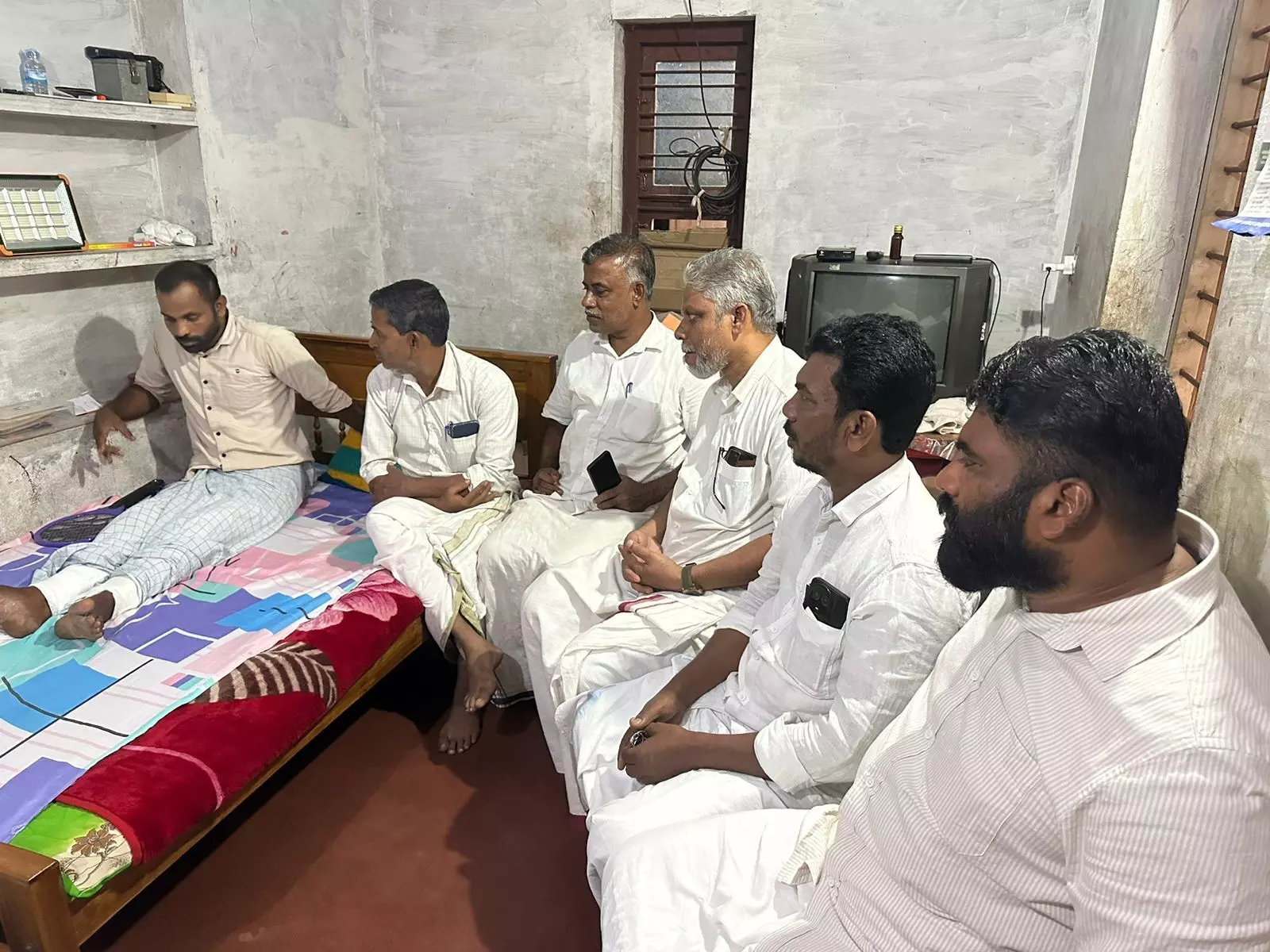 അഷ്കറിനെ വെട്ടി കൊലപ്പെടുത്താന് ശ്രമിച്ചവരെ ഉടന് അറസ്റ്റ് ചെയ്യണം:എസ്ഡിപിഐ അഷ്കറിനെ വെട്ടി കൊലപ്പെടുത്താന് ശ്രമിച്ചവരെ ഉടന് അറസ്റ്റ് ചെയ്യണം:എസ്ഡിപിഐ