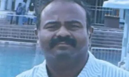 ഡോക്ടറെ അഞ്ജാത സംഘം തട്ടിക്കൊണ്ടുപോയി; മോചിപ്പിക്കാന് ആറു കോടി വേണമെന്ന് ആവശ്യം, അവസാനം വീട്ടില് പോവാന് 300 രൂപ നല്കി വിട്ടയച്ചു (വീഡിയോ) ഡോക്ടറെ അഞ്ജാത സംഘം തട്ടിക്കൊണ്ടുപോയി; മോചിപ്പിക്കാന് ആറു കോടി വേണമെന്ന് ആവശ്യം, അവസാനം വീട്ടില് പോവാന് 300 രൂപ നല്കി വിട്ടയച്ചു (വീഡിയോ)