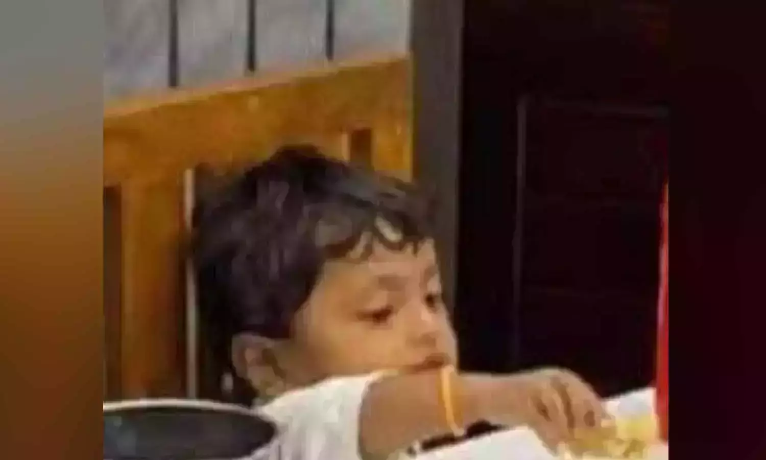 വടകരയിൽ രണ്ടു വയസ്സുകാരി പുഴയിൽ മരിച്ച നിലയിൽ വടകരയിൽ രണ്ടു വയസ്സുകാരി പുഴയിൽ മരിച്ച നിലയിൽ