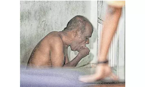 നെന്മാറ ഇരട്ടക്കൊലയില്‍ നാട്ടുകാരുടെ പ്രതിഷേധം; ചെന്താമരയെ ഡിവൈഎസ്പി ഓഫിസിലേക്ക് മാറ്റി