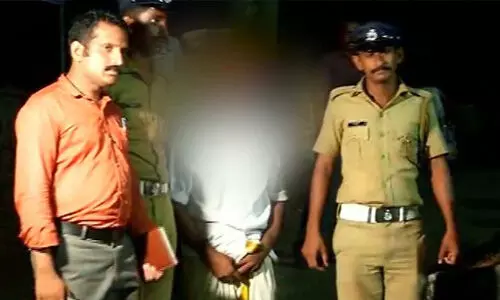 പത്തുവയസുകാരിയെ പീഡിപ്പിച്ചെന്ന കേസില് മുത്തച്ഛന് മൂന്ന് ജീവപര്യന്തം പത്തുവയസുകാരിയെ പീഡിപ്പിച്ചെന്ന കേസില് മുത്തച്ഛന് മൂന്ന് ജീവപര്യന്തം