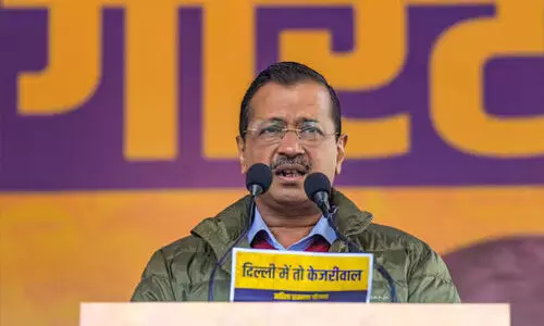 നിയമസഭാ തിരഞ്ഞെടുപ്പില് മല്സരിക്കാന് അനുവദിച്ചില്ല; ഏഴു ആം ആദ്മി എംഎല്എമാര് പാര്ട്ടിവിട്ടു നിയമസഭാ തിരഞ്ഞെടുപ്പില് മല്സരിക്കാന് അനുവദിച്ചില്ല; ഏഴു ആം ആദ്മി എംഎല്എമാര് പാര്ട്ടിവിട്ടു