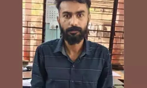 മൂന്നു കിലോഗ്രാം കഞ്ചാവുമായി യുവാവ് പിടിയില് മൂന്നു കിലോഗ്രാം കഞ്ചാവുമായി യുവാവ് പിടിയില്