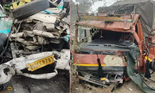 ഫിറോസ്പൂരില്‍ പിക്കപ്പ് വാന്‍ ലോറിയിലിടിച്ച് ഒമ്പത് മരണം