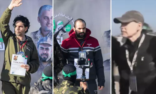 മൂന്നു ഇസ്രായേലികളെ ഹമാസ് വിട്ടയച്ചു; 183 ഫലസ്തീനികളെ ഇസ്രായേല് വിട്ടയക്കും (വീഡിയോ) മൂന്നു ഇസ്രായേലികളെ ഹമാസ് വിട്ടയച്ചു; 183 ഫലസ്തീനികളെ ഇസ്രായേല് വിട്ടയക്കും (വീഡിയോ)