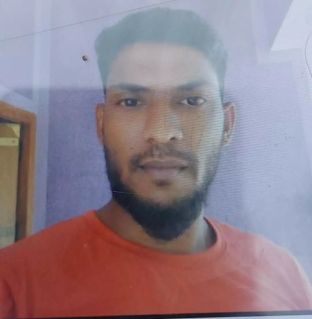 രാമനാട്ടുകര കൊലപാതകം; കൊല്ലപ്പെട്ട യുവാവിനെ തിരിച്ചറിഞ്ഞു; കൊല സ്വവര്ഗ ലൈംഗികതയ്ക്ക് നിര്ബന്ധിച്ചതിനെന്ന് പ്രതി രാമനാട്ടുകര കൊലപാതകം; കൊല്ലപ്പെട്ട യുവാവിനെ തിരിച്ചറിഞ്ഞു; കൊല സ്വവര്ഗ ലൈംഗികതയ്ക്ക് നിര്ബന്ധിച്ചതിനെന്ന് പ്രതി