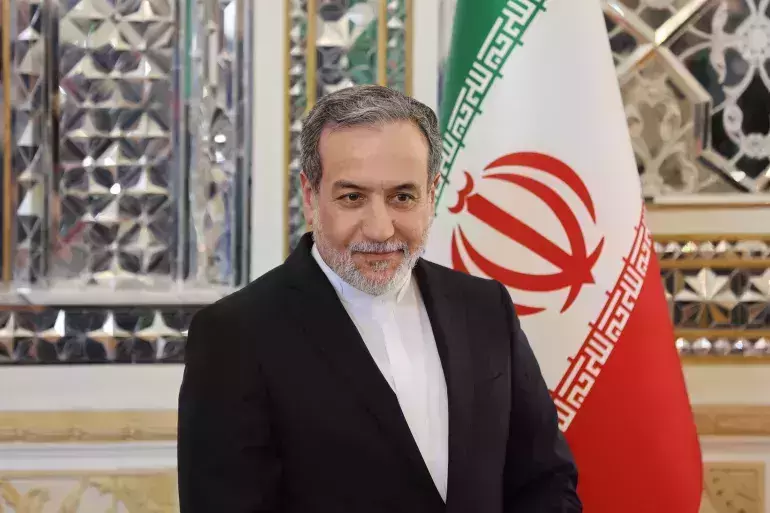 ഇറാന്റെ ആണവ കേന്ദ്രങ്ങള് ആക്രമിക്കാന് ഇസ്രായേലിന് ട്രംപിന്റെ അനുമതി; യുഎസിന്റെ ചരിത്രത്തിലെ ഏറ്റവും വലിയ അബദ്ധമായിരിക്കും: ഇറാന് ഇറാന്റെ ആണവ കേന്ദ്രങ്ങള് ആക്രമിക്കാന് ഇസ്രായേലിന് ട്രംപിന്റെ അനുമതി; യുഎസിന്റെ ചരിത്രത്തിലെ ഏറ്റവും വലിയ അബദ്ധമായിരിക്കും: ഇറാന്