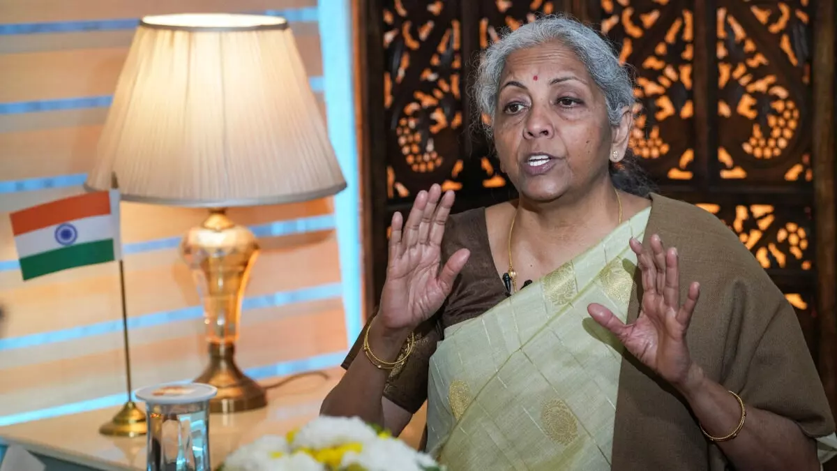 ബിഹാറിന്റെ വികസനത്തിന് പ്രതിപക്ഷം എതിരാണോ?: നിര്മ്മല സീതാരാമന് ബിഹാറിന്റെ വികസനത്തിന് പ്രതിപക്ഷം എതിരാണോ?: നിര്മ്മല സീതാരാമന്