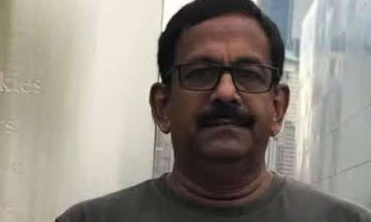 പീഡനശ്രമം ചെറുക്കുന്നതിനിടെ യുവതി കെട്ടിടത്തില് നിന്ന് ചാടിയ സംഭവം; ഹോട്ടലുടമ അറസ്റ്റില് പീഡനശ്രമം ചെറുക്കുന്നതിനിടെ യുവതി കെട്ടിടത്തില് നിന്ന് ചാടിയ സംഭവം; ഹോട്ടലുടമ അറസ്റ്റില്