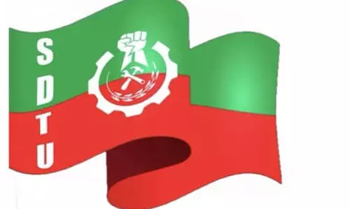 പാരിസണ്‍സ് എസ്റ്റേറ്റ് തൊഴിലാളികളുടെ പണിമുടക്ക്; പ്രമുഖ യൂണിയനുകളുടെ സമര നാടകം: എസ്ഡിറ്റിയു