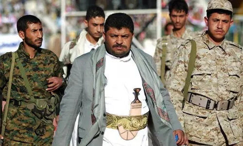 ഗസയിലെ പ്രതിരോധ പ്രസ്ഥാനങ്ങളെ അറബ്-ഇസ്ലാമിക രാജ്യങ്ങള് ശക്തിപ്പെടുത്തണമെന്ന് ഹൂത്തികള് ഗസയിലെ പ്രതിരോധ പ്രസ്ഥാനങ്ങളെ അറബ്-ഇസ്ലാമിക രാജ്യങ്ങള് ശക്തിപ്പെടുത്തണമെന്ന് ഹൂത്തികള്