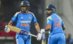 നാഗ്പൂരില് ഗില്-അയ്യര്-പട്ടേല് ഷോ; ഇന്ത്യയ്ക്ക് വിജയതുടക്കം നാഗ്പൂരില് ഗില്-അയ്യര്-പട്ടേല് ഷോ; ഇന്ത്യയ്ക്ക് വിജയതുടക്കം