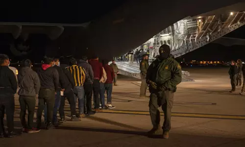 487 ഇന്ത്യക്കാരെ കൂടി യുഎസ് തിരികെ അയക്കുമെന്ന് വിദേശകാര്യമന്ത്രാലയം