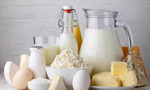 പാലും പനീറും സസ്യാഹാരമല്ലെന്ന് ഡോക്ടര്; സോഷ്യല് മീഡിയയില് വന്ചര്ച്ച പാലും പനീറും സസ്യാഹാരമല്ലെന്ന് ഡോക്ടര്; സോഷ്യല് മീഡിയയില് വന്ചര്ച്ച