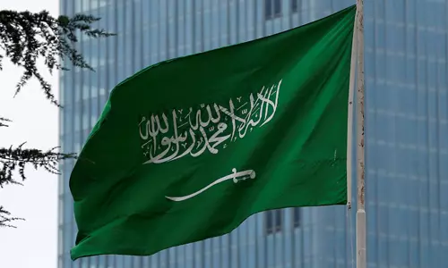 30 വര്‍ഷം മുമ്പ് ജോലിക്ക് കയറുമ്പോള്‍ വ്യാജ സര്‍ട്ടിഫിക്കറ്റ് നല്‍കിയെന്ന്; സൗദിയില്‍ 66 കാരന്‍ അറസ്റ്റില്‍