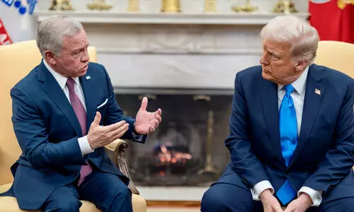 ട്രംപുമായി കൂടിക്കാഴ്ച്ച നടത്തി ജോര്ദാന് രാജാവ്; ഫലസ്തീനികളെ കുടിയൊഴിപ്പിക്കാനാവില്ലെന്ന് അറിയിച്ചു ട്രംപുമായി കൂടിക്കാഴ്ച്ച നടത്തി ജോര്ദാന് രാജാവ്; ഫലസ്തീനികളെ കുടിയൊഴിപ്പിക്കാനാവില്ലെന്ന് അറിയിച്ചു