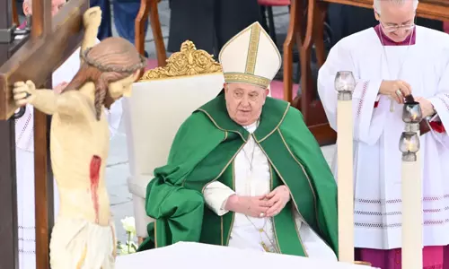 ട്രംപിന്റെ നാടുകടത്തല്‍ നയം മോശമെന്ന് ഫ്രാന്‍സിസ് മാര്‍പാപ്പ