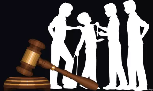 ശരീരത്തില് മുറിവുണ്ടാക്കുക, വായില് ക്രീം പുരട്ടുക; വിദ്യാര്ഥികള് അനുഭവിച്ചത് കൊടിയ പീഡനങ്ങള് ശരീരത്തില് മുറിവുണ്ടാക്കുക, വായില് ക്രീം പുരട്ടുക; വിദ്യാര്ഥികള് അനുഭവിച്ചത് കൊടിയ പീഡനങ്ങള്