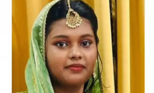 മഞ്ചേരിയില് 18കാരി ജീവനൊടുക്കിയതിന് പിന്നാലെ ആത്മഹത്യയ്ക്ക് ശ്രമിച്ച സുഹൃത്തും മരിച്ച നിലയില് മഞ്ചേരിയില് 18കാരി ജീവനൊടുക്കിയതിന് പിന്നാലെ ആത്മഹത്യയ്ക്ക് ശ്രമിച്ച സുഹൃത്തും മരിച്ച നിലയില്