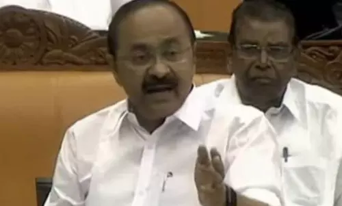 നിയമ സഭ ബഹിഷ്കരിച്ച് പ്രതിപക്ഷം നിയമ സഭ ബഹിഷ്കരിച്ച് പ്രതിപക്ഷം