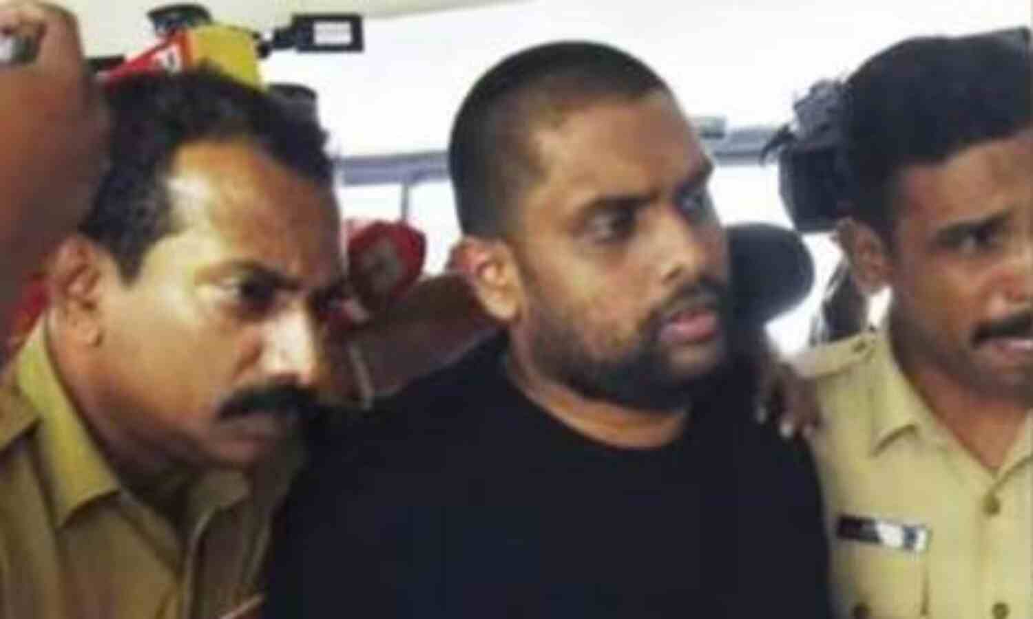 പകുതിവില വാഗ്ദാന തട്ടിപ്പ്; ക്രൈംബ്രാഞ്ച് അന്വേഷണം ആരംഭിച്ചു പകുതിവില വാഗ്ദാന തട്ടിപ്പ്; ക്രൈംബ്രാഞ്ച് അന്വേഷണം ആരംഭിച്ചു