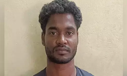 കട കുത്തിത്തുറന്ന് 50,000 രൂപ കവര്ന്നയാള് അറസ്റ്റില് കട കുത്തിത്തുറന്ന് 50,000 രൂപ കവര്ന്നയാള് അറസ്റ്റില്