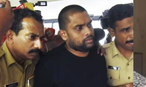 പകുതിവില വാഗ്ദാന തട്ടിപ്പ്; പ്രതി അനന്തു കൃഷ്ണനെ കസ്റ്റഡിയില് വിട്ടു പകുതിവില വാഗ്ദാന തട്ടിപ്പ്; പ്രതി അനന്തു കൃഷ്ണനെ കസ്റ്റഡിയില് വിട്ടു