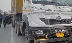 ട്രക്ക് വാനിലിടിച്ച് അഞ്ചു മരണം