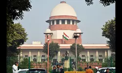 അര്‍ഹരെങ്കില്‍ അപേക്ഷിക്കാതെ ശിക്ഷയിളവ് നല്‍കണം: സുപ്രിം കോടതി