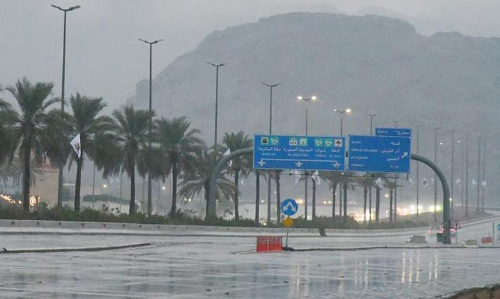 സൗദി അറേബ്യയില്‍ വ്യാഴാഴ്ച വരെ മഴ തുടരുമെന്ന് സിവില്‍ ഡിഫന്‍സ്