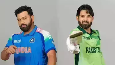 ചാംപ്യന്സ് ട്രോഫിയില് ഇന്ന് എല് ക്ലാസ്സിക്കോ; ലോകം കാത്തിരിക്കുന്ന ഇന്ത്യാ-പാക് പോരാട്ടം ഉച്ചയ്ക്ക് ചാംപ്യന്സ് ട്രോഫിയില് ഇന്ന് എല് ക്ലാസ്സിക്കോ; ലോകം കാത്തിരിക്കുന്ന ഇന്ത്യാ-പാക് പോരാട്ടം ഉച്ചയ്ക്ക്