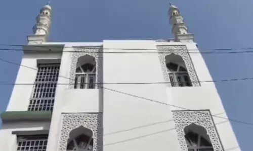 പൊളിച്ച മസ്ജിദിന് പകരം നിര്മിച്ച പുതിയ മസ്ജിദും പൊളിക്കാന് നോട്ടിസ് (video) പൊളിച്ച മസ്ജിദിന് പകരം നിര്മിച്ച പുതിയ മസ്ജിദും പൊളിക്കാന് നോട്ടിസ് (video)