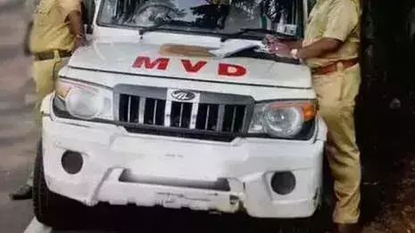 എംവിഡിയുടെ വാഹനത്തിന് പിഴയടപ്പിച്ച് യുവാവ്; അടച്ചിട്ട് പോയാല്‍ മതി സാറേ, നിയമം എല്ലാവര്‍ക്കും ഒരുപോലെയാണ്