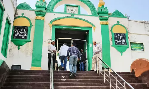 ശാഹീ ജാമിഅ് മസ്ജിദ് പരിസരം വൃത്തിയാക്കാന്‍ നിര്‍ദേശം നല്‍കി അലഹബാദ് ഹൈക്കോടതി