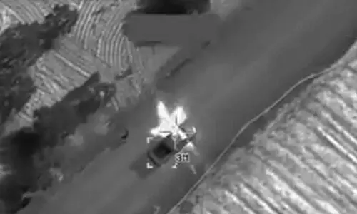 അല്ഖാഇദ നേതാവിനെ കൊലപ്പെടുത്തിയെന്ന് യുഎസ് സൈന്യം(വീഡിയോ) അല്ഖാഇദ നേതാവിനെ കൊലപ്പെടുത്തിയെന്ന് യുഎസ് സൈന്യം(വീഡിയോ)