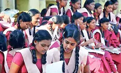 എസ്എസ്എല്സി-ഹയര്സെക്കന്ഡറി പരീക്ഷകള് നാളെ മുതല് എസ്എസ്എല്സി-ഹയര്സെക്കന്ഡറി പരീക്ഷകള് നാളെ മുതല്