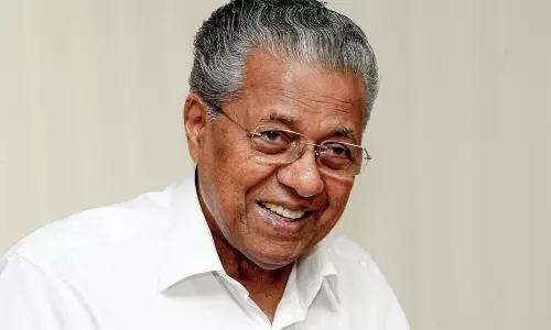 വെള്ളാപ്പള്ളി മതനിരപേക്ഷത ഉയര്ത്തിപ്പിടിക്കുന്ന ആള്: പിണറായി വിജയന് വെള്ളാപ്പള്ളി മതനിരപേക്ഷത ഉയര്ത്തിപ്പിടിക്കുന്ന ആള്: പിണറായി വിജയന്