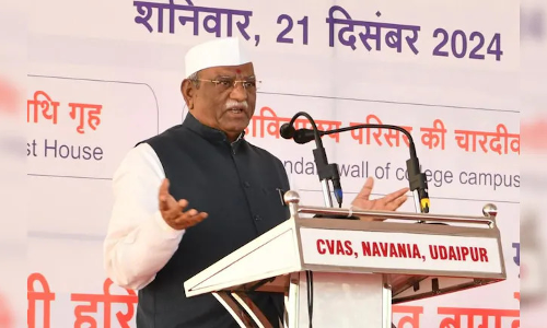 ഗുരുത്വാകര്ഷണ സിദ്ധാന്തം ആദ്യം അവതരിപ്പിച്ചത് ന്യൂട്ടണല്ല, മറിച്ച് വേദഗ്രന്ഥങ്ങള്: രാജസ്ഥാന് ഗവര്ണര് ഗുരുത്വാകര്ഷണ സിദ്ധാന്തം ആദ്യം അവതരിപ്പിച്ചത് ന്യൂട്ടണല്ല, മറിച്ച് വേദഗ്രന്ഥങ്ങള്: രാജസ്ഥാന് ഗവര്ണര്