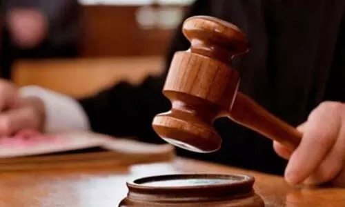 മലപ്പുറം പാലിയേറ്റീവ് ക്ലിനിക്ക് അഴിമതി: രേഖകള് ഹാജരാക്കാന് കോടതി നിര്ദ്ദേശം മലപ്പുറം പാലിയേറ്റീവ് ക്ലിനിക്ക് അഴിമതി: രേഖകള് ഹാജരാക്കാന് കോടതി നിര്ദ്ദേശം